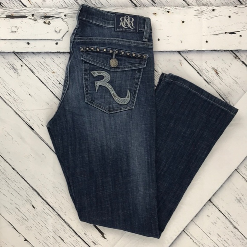 ROCK & REPUBLIC Kasandra Studded Jeans sz 6